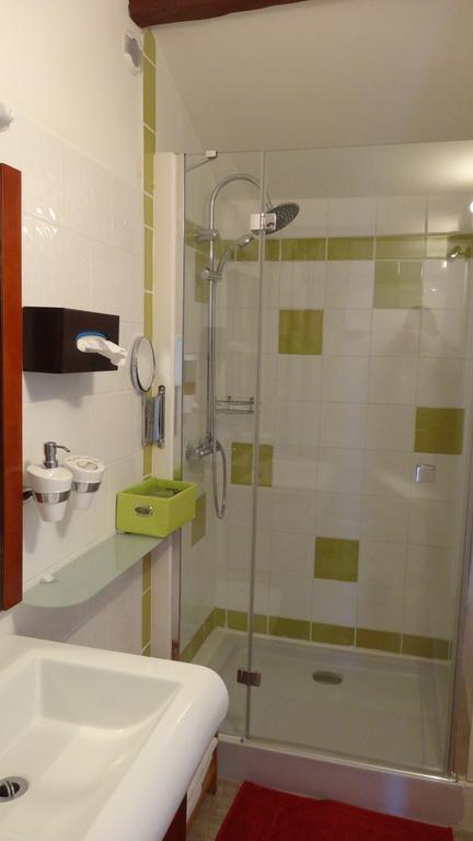 Logis Des Douves Bed & Breakfast Tiffauges Ngoại thất bức ảnh