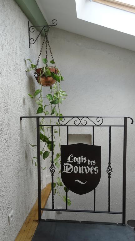 Logis Des Douves Bed & Breakfast Tiffauges Ngoại thất bức ảnh